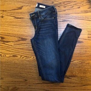 Hollister Women's Dark Wash Skinny Jeans